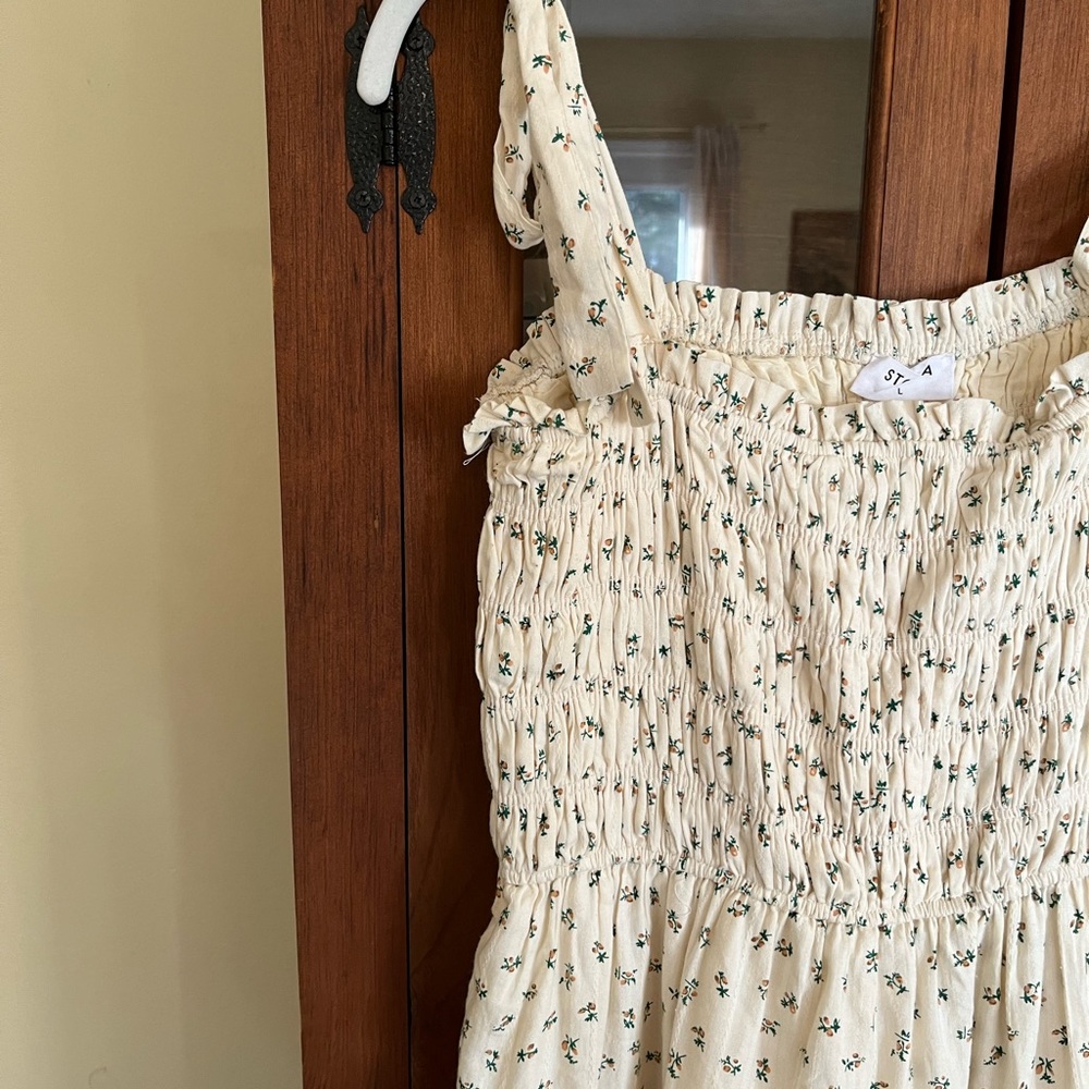 SOLD Crosspost - neuflora wardrobe st. claire dress